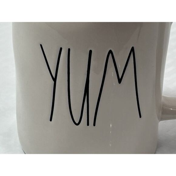 Rae Dunn YUM Mug Coffee Tea Artisan Collection by Magenta 16 oz - Picture 5 of 9
